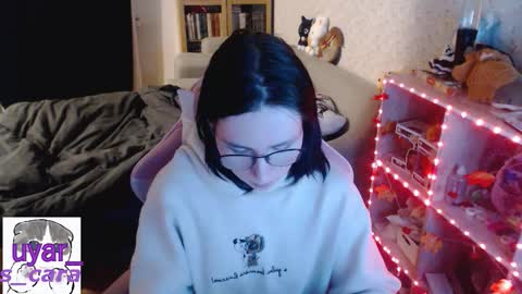 Cara online show from 6, 11, 2025