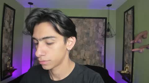 Snapshot of uyukie chatting on 13, 9, 2025 UYUKIE online show from 13, 9, 2025