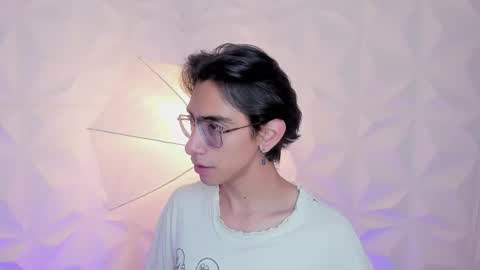 Snapshot of uyukie chatting on 17, 3, 2026 UYUKIE online show from 17, 3, 2026