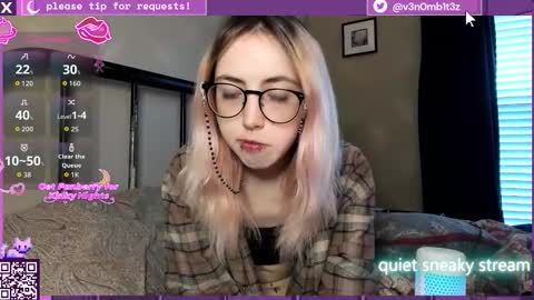 Snapshot of v3n0mb1t3z chatting on 8, 2, 2026 kermit online show from 8, 2, 2026