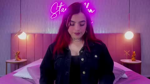 Snapshot of vaaleriee_miller_ chatting on 7, 1, 2025 valeriee miller online show from 7, 1, 2025
