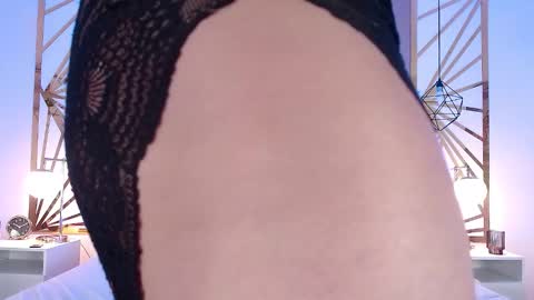 Snapshot of vaaleriee_miller_ chatting on 22, 1, 2025 valeriee miller online show from 22, 1, 2025