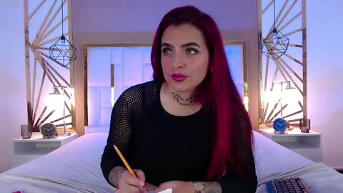 Snapshot of vaaleriee_miller_ chatting on 6, 2, 2025 valeriee miller online show from 6, 2, 2025