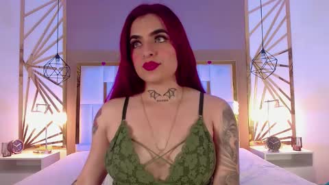 Snapshot of vaaleriee_miller_ chatting on 18, 2, 2025 valeriee miller online show from 18, 2, 2025