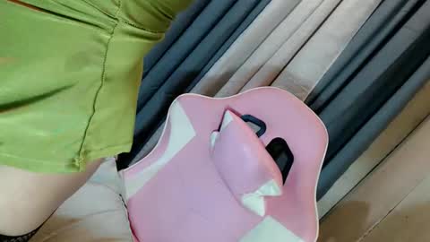 JESS - DONT FORGET TO FOLLOW ME AND GIVE ME THUMBS UP online show from 13, 2, 2026