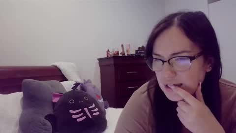 vagelicious online show from 1, 12, 2025