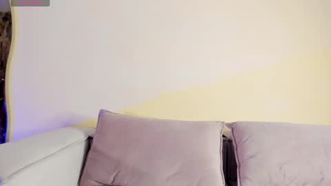 Vahl new and only account online show from 18, 9, 2025