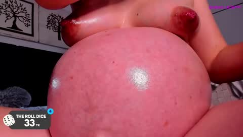 Snapshot of vainillacrepe chatting on 8, 3, 2025 Im Mila my onlyfans is vainillacrepe online show from 8, 3, 2025