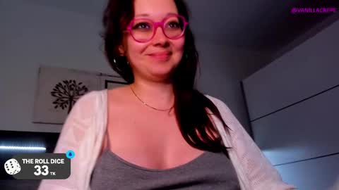 Snapshot of vainillacrepe chatting on 9, 3, 2025 Im Mila my onlyfans is vainillacrepe online show from 9, 3, 2025