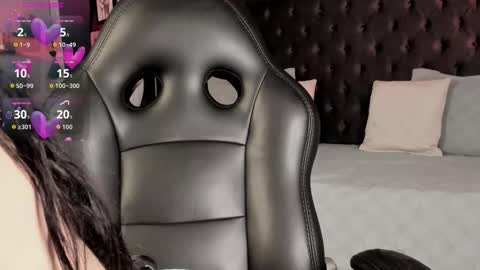 Snapshot of vaiolethsan chatting on 13, 12, 2025 Vaioleth online show from 13, 12, 2025