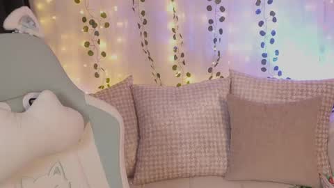 Snapshot of val_luv chatting on 4, 6, 2026 val online show from 4, 6, 2026