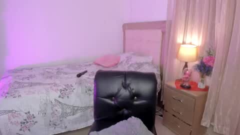 HI IM NEW online show from 7, 3, 2025