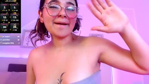Snapshot of valeery_gomez chatting on 27, 2, 2025 Tifanny online show from 27, 2, 2025