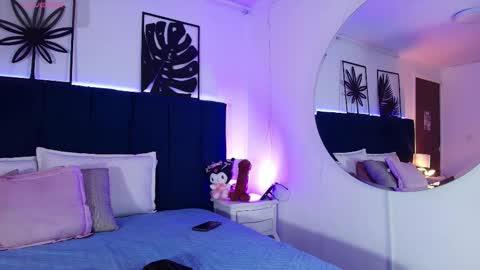 Tifanny  online show from 4, 11, 2025