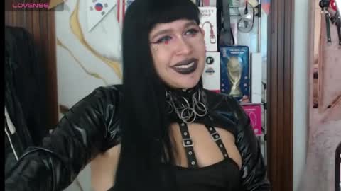 Snapshot of valen_ross7 chatting on 8, 7, 2026 valen_ross7 online show from 8, 7, 2026
