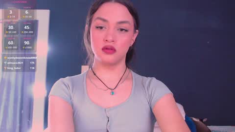 IG-valen mendoza99  twitter valenthompson99 online show from 15, 12, 2024