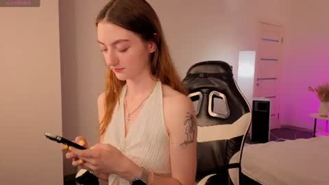 Snapshot of valenora1 chatting on 18, 7, 2026 Nora online show from 18, 7, 2026