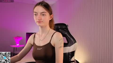 Snapshot of valenora1 chatting on 25, 7, 2026 Nora online show from 25, 7, 2026