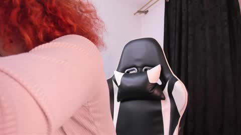 Snapshot of valent_27 chatting on 17, 12, 2024 Valentina online show from 17, 12, 2024