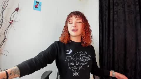 Snapshot of valent_27 chatting on 19, 12, 2024 Valentina online show from 19, 12, 2024