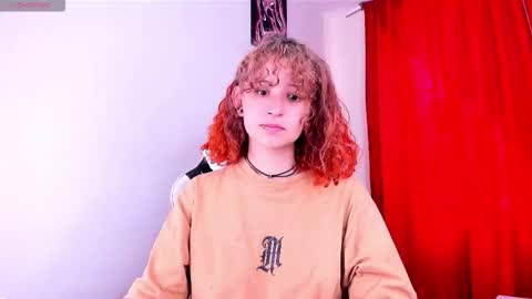 Snapshot of valent_27 chatting on 9, 9, 2025 Valentina online show from 9, 9, 2025