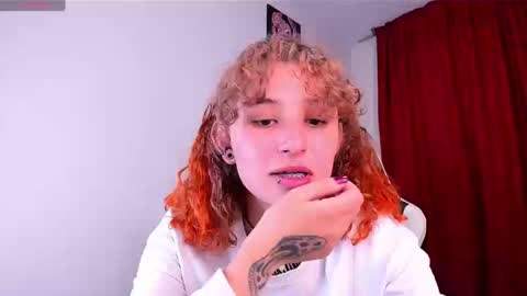 Snapshot of valent_27 chatting on 10, 9, 2025 Valentina online show from 10, 9, 2025