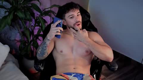 valenthinoking online show from 16, 9, 2025