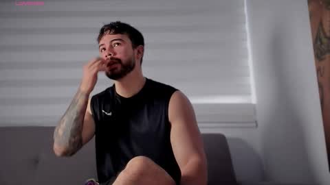 valenthinoking online show from 25, 10, 2025