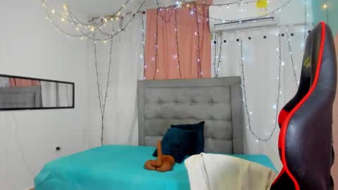 Valentina online show from 14, 2, 2025