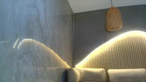 Snapshot of valentina__r chatting on 14, 5, 2026 Valentina R online show from 14, 5, 2026