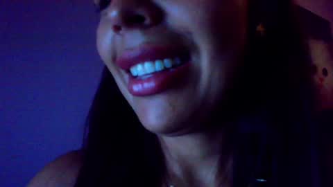 Snapshot of valentina_camposs chatting on 21, 12, 2024 valen online show from 21, 12, 2024