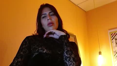 Snapshot of valentina_camposs chatting on 4, 2, 2026 valen online show from 4, 2, 2026