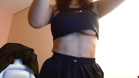 Snapshot of valentina_camposs chatting on 9, 2, 2026 valen online show from 9, 2, 2026