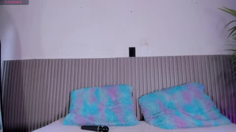 Snapshot of valentina_lux1 chatting on 18, 4, 2026 Valentina online show from 18, 4, 2026