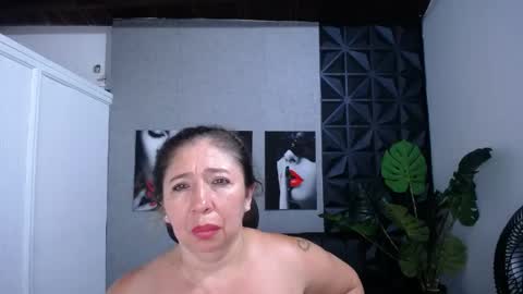 Valentina  online show from 30, 5, 2026
