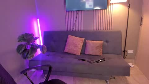 Snapshot of valentina_vegaa chatting on 7, 2, 2026 Val online show from 7, 2, 2026