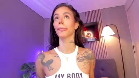 Snapshot of valentina_vegaa chatting on 25, 2, 2026 Val online show from 25, 2, 2026