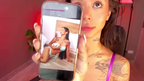 Snapshot of valentina_vegaa chatting on 26, 2, 2026 Val online show from 26, 2, 2026