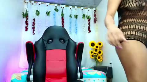 valentina_y_sneiderr online show from 25, 7, 2026
