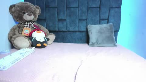 valentinaklean1 online show from 12, 2, 2026