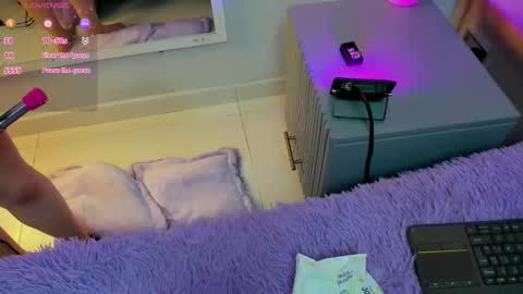 Mia  online show from 9, 2, 2026