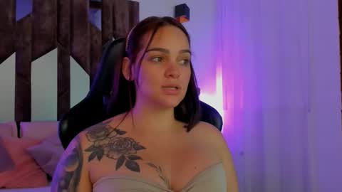  online show from 23, 9, 2025