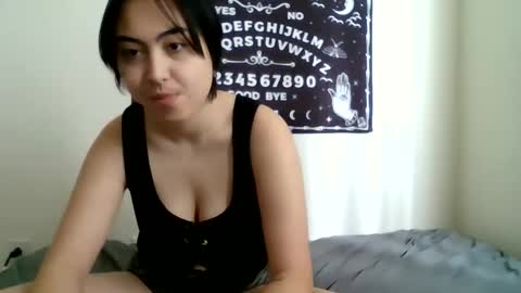 ValentineKitty online show from 31, 12, 2024