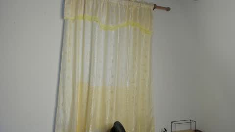 valentino online show from 24, 12, 2024