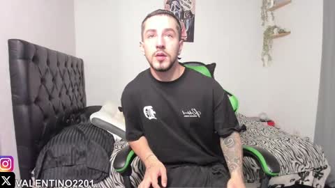 valentino online show from 11, 9, 2025