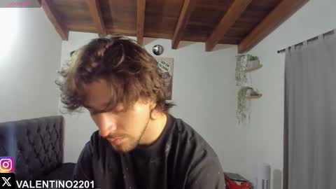 valentino online show from 26, 10, 2025