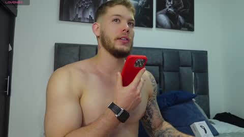 Valentino Ferrari online show from 14, 2, 2025