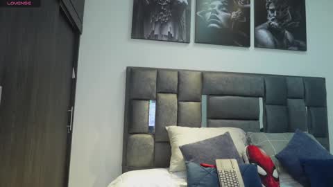 Valentino Ferrari online show from 15, 2, 2025