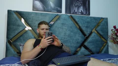 Valentino Ferrari online show from 1, 10, 2025