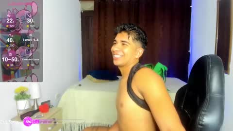 VALENTINO MOURA online show from 12, 1, 2025